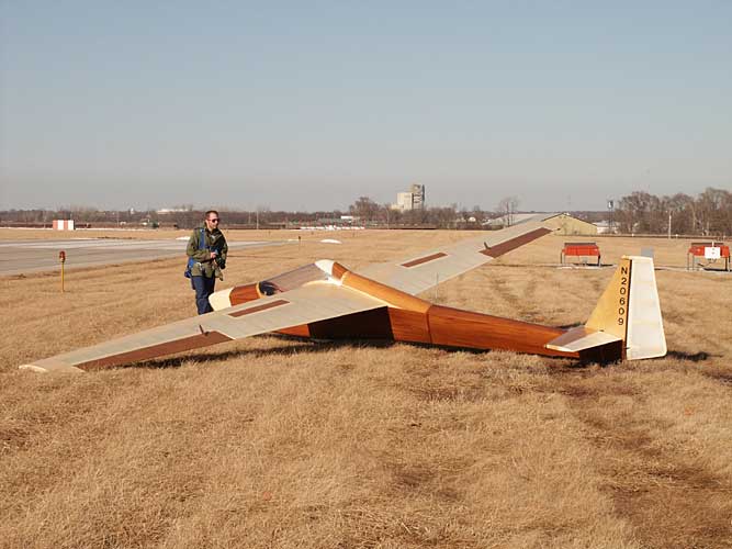 Wings Wheels & Watercraft Woodstock Glider